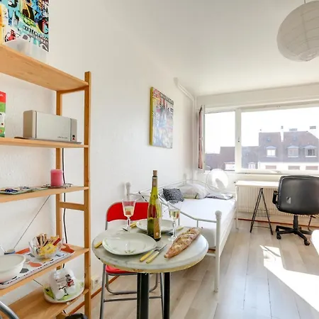 Cute Studio Near Orangerie Страсбург