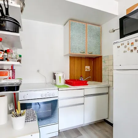 Cute Studio Near Orangerie Страсбург